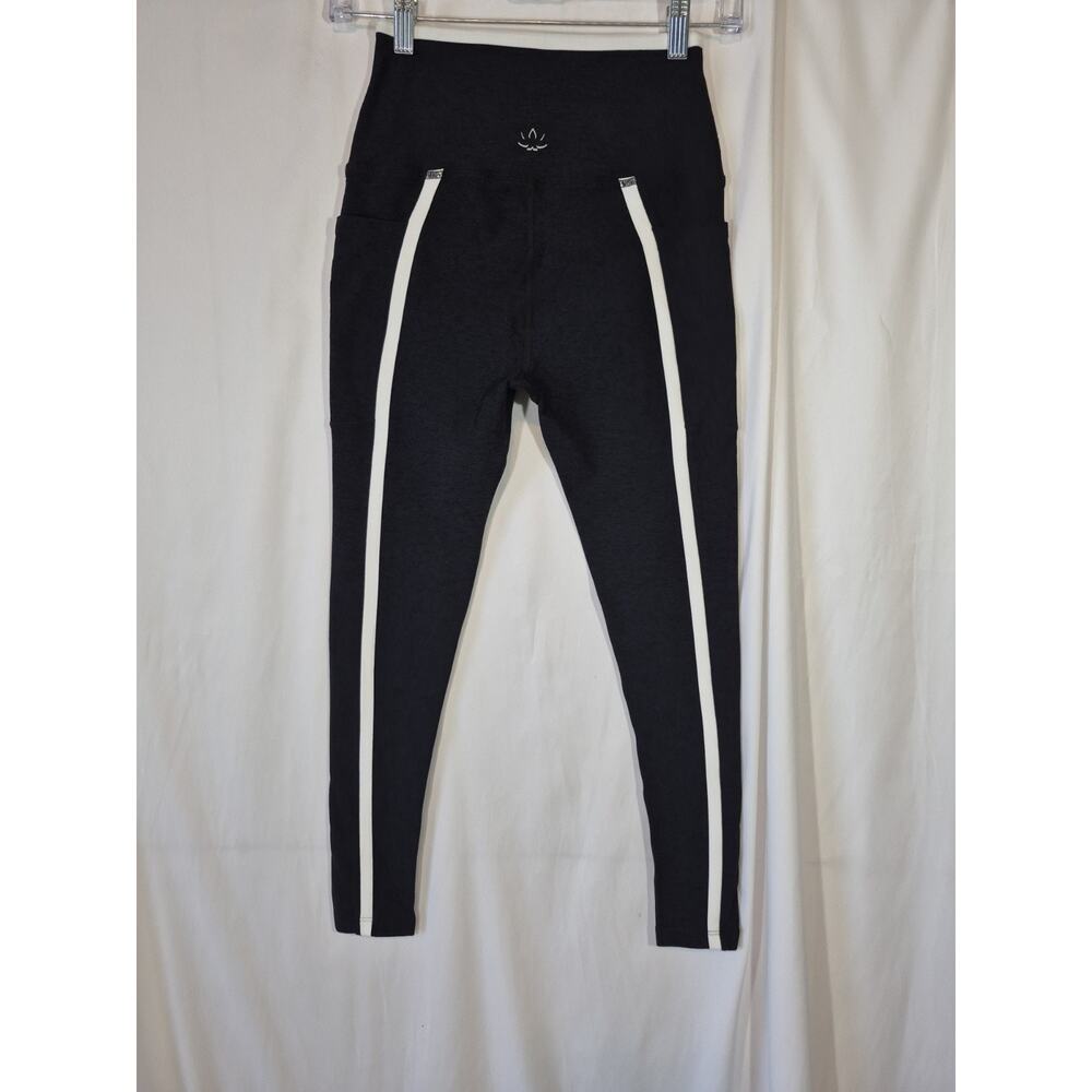 Beyond Yoga Spacedye New Moves Black White Stripe Leggings Medium - Picture 7 of 10